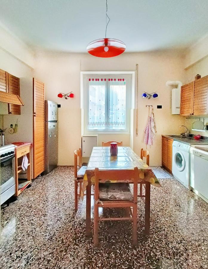 San Martino Appartament Con Parcheggio Privato Genoa Exterior photo